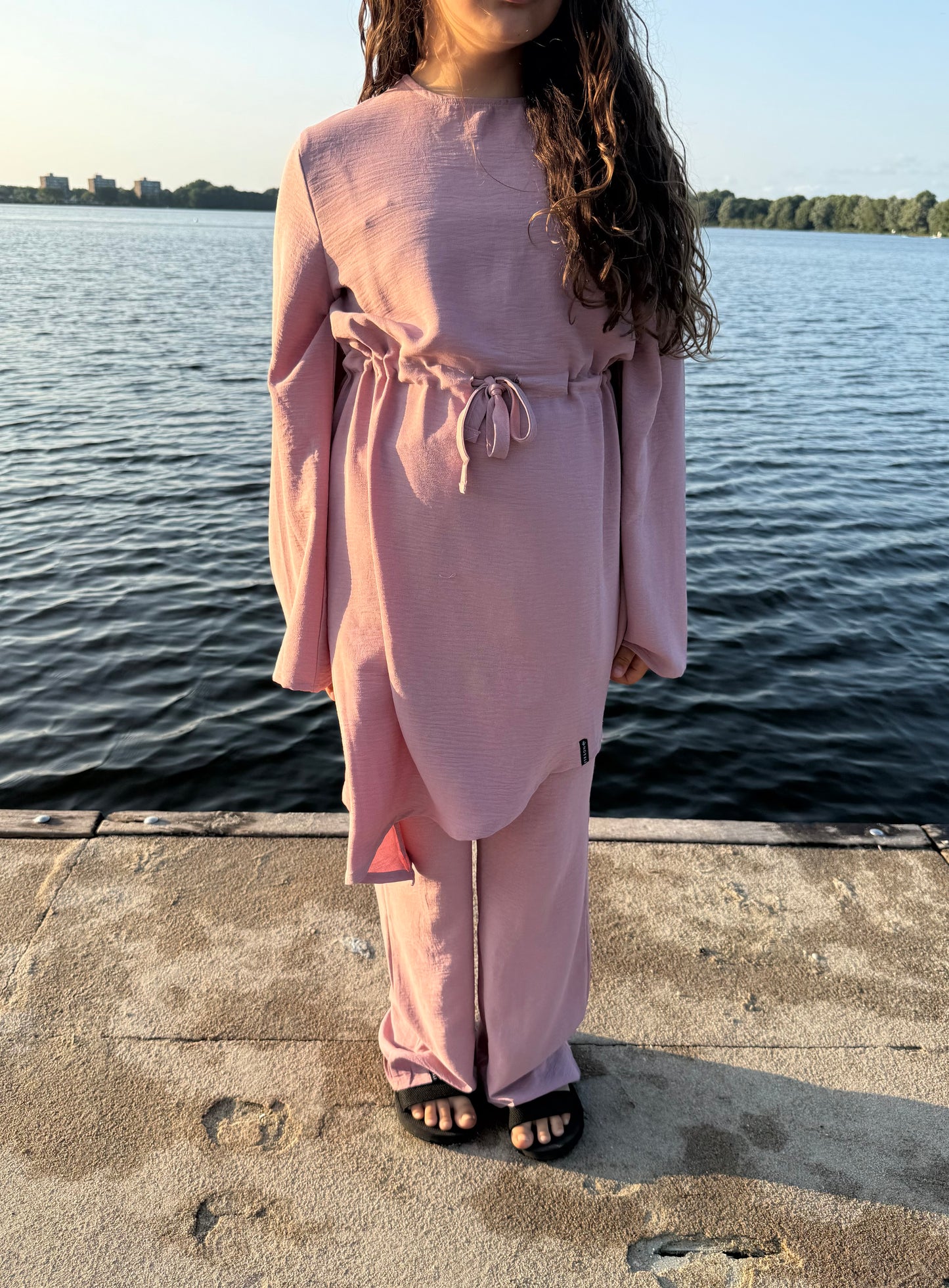 A-symmetrical twinset - Old Pink